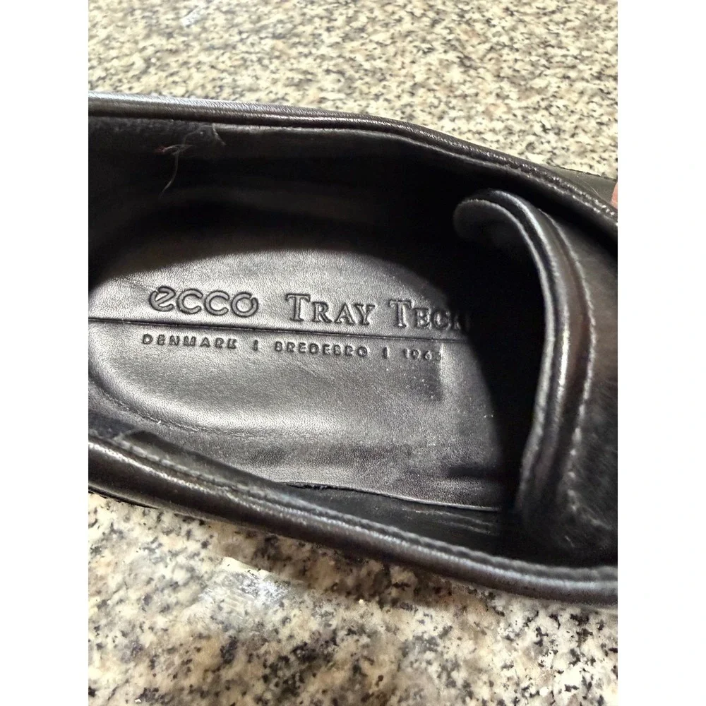 ECCO Tray Tech Derby Shoes Mens 10 Black Leather Plain Toe Dress 51273401001